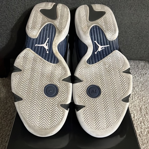 Air Jordan 14 Retro - Picture 5 of 6